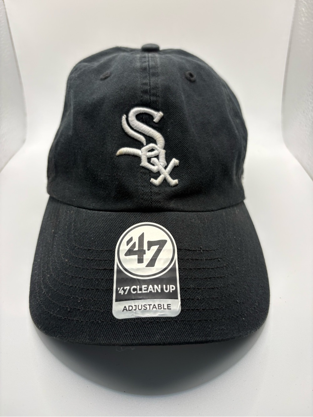Chicago White Sox ’47 Clean Up Black Adjustable MLB Hat NWT